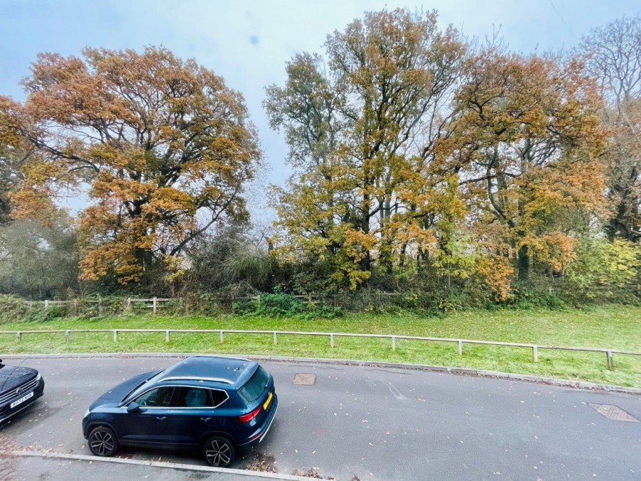 Images for Chineham, Basingstoke