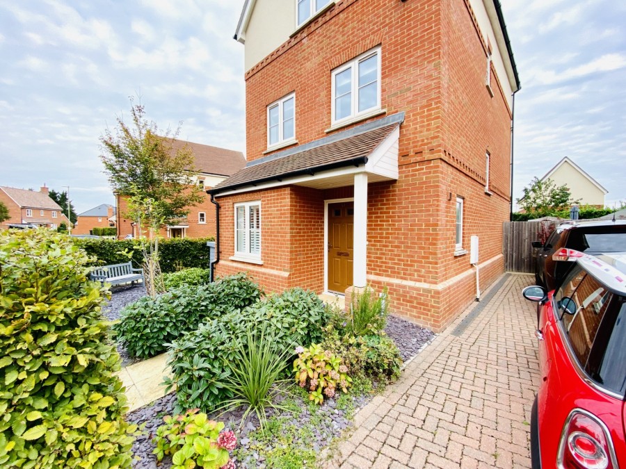 Images for Dunnett Close, Hartley Wintney