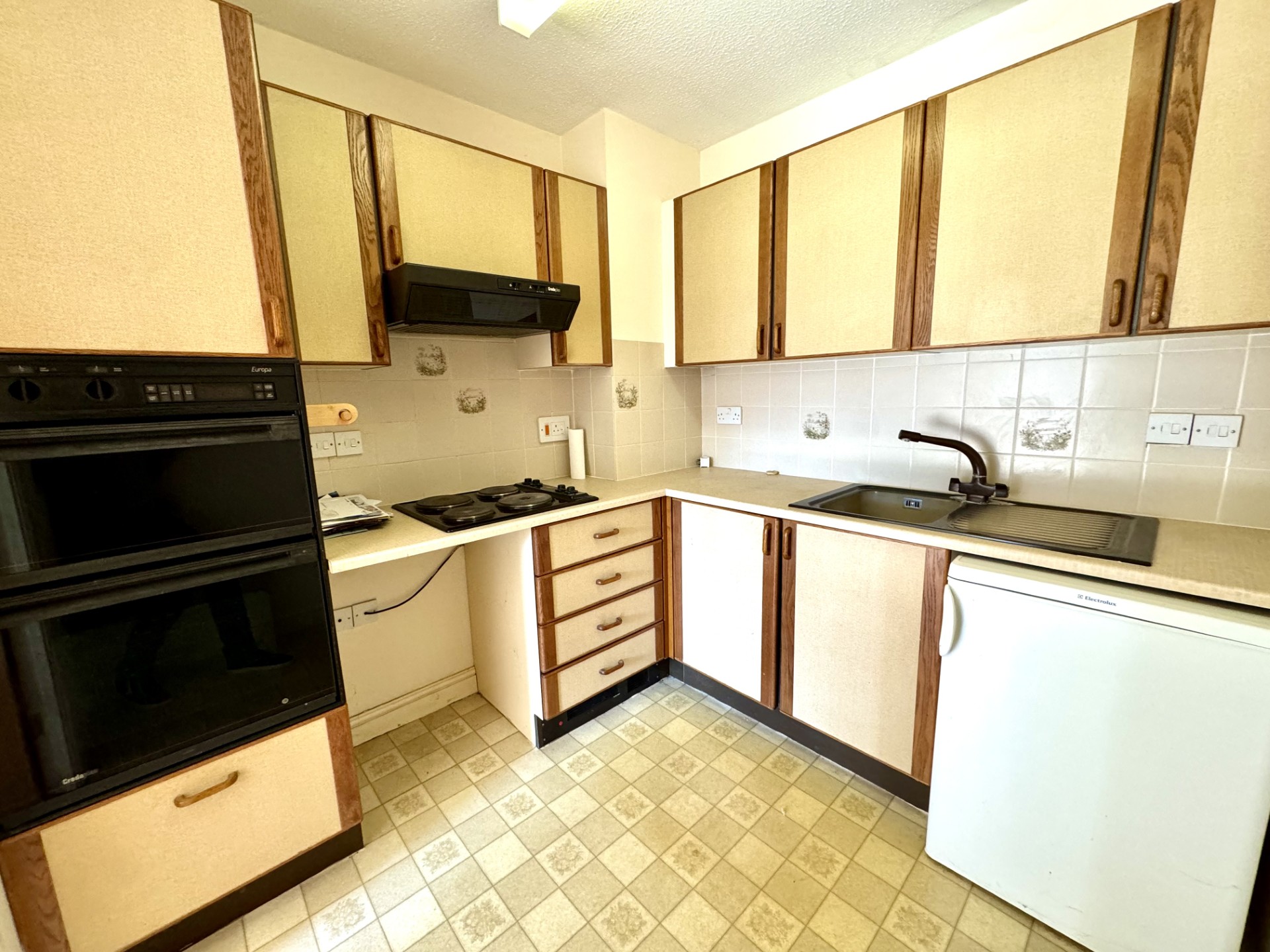 Images for Cedar Lodge, Hartford Court, Hartley Wintney
