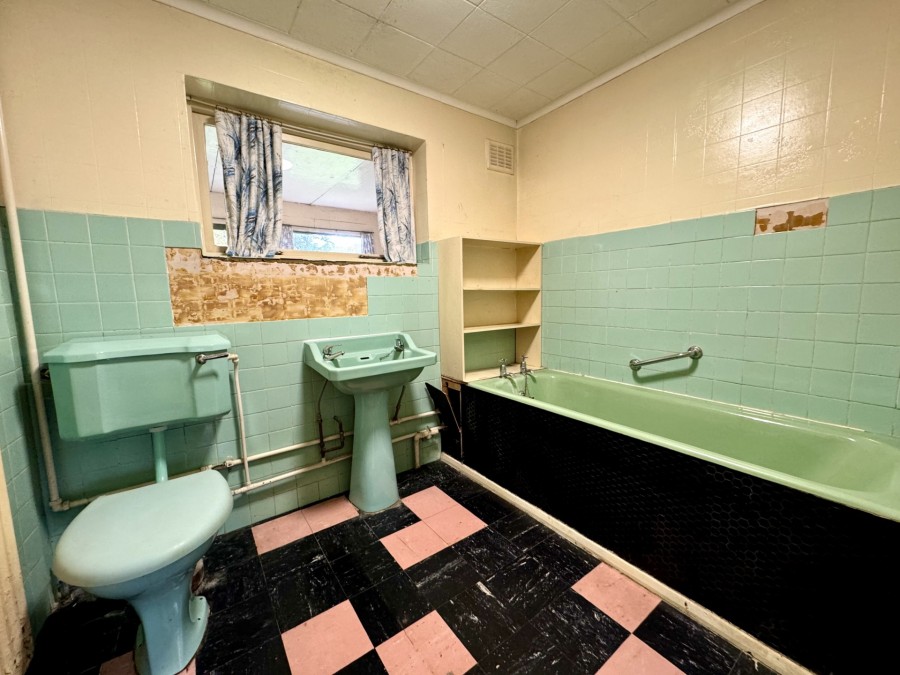 Images for Hulfords Lane, Hartley Wintney