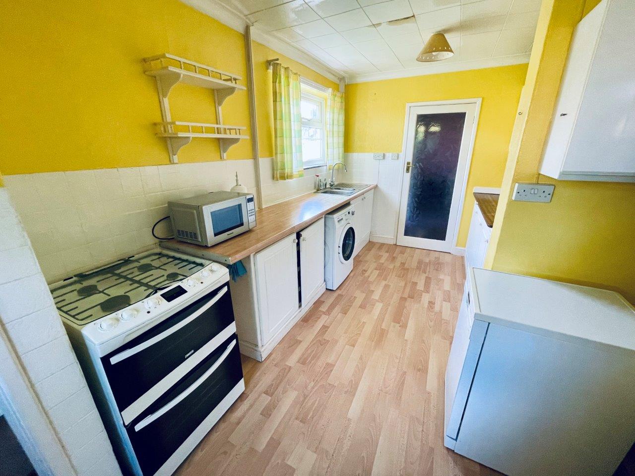 Images for Maple Crescent, Basingstoke