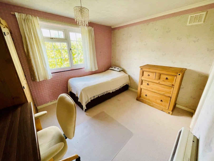 Images for Maple Crescent, Basingstoke