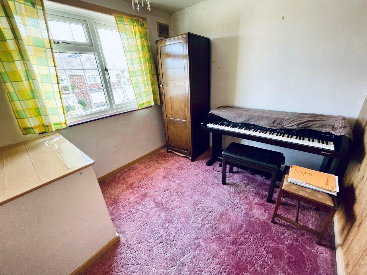 Images for Maple Crescent, Basingstoke