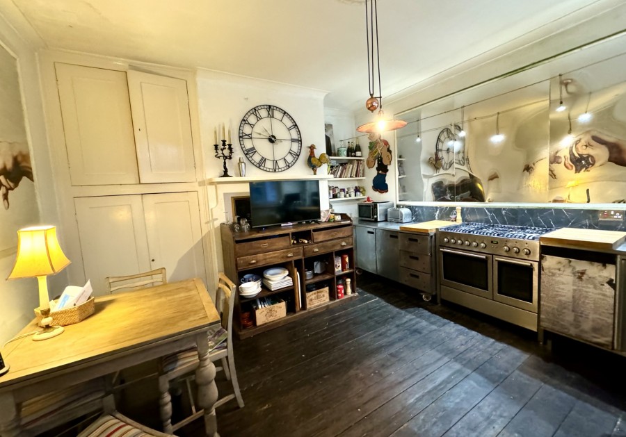 Images for Shapley Hill, Odiham Road, Winchfield
