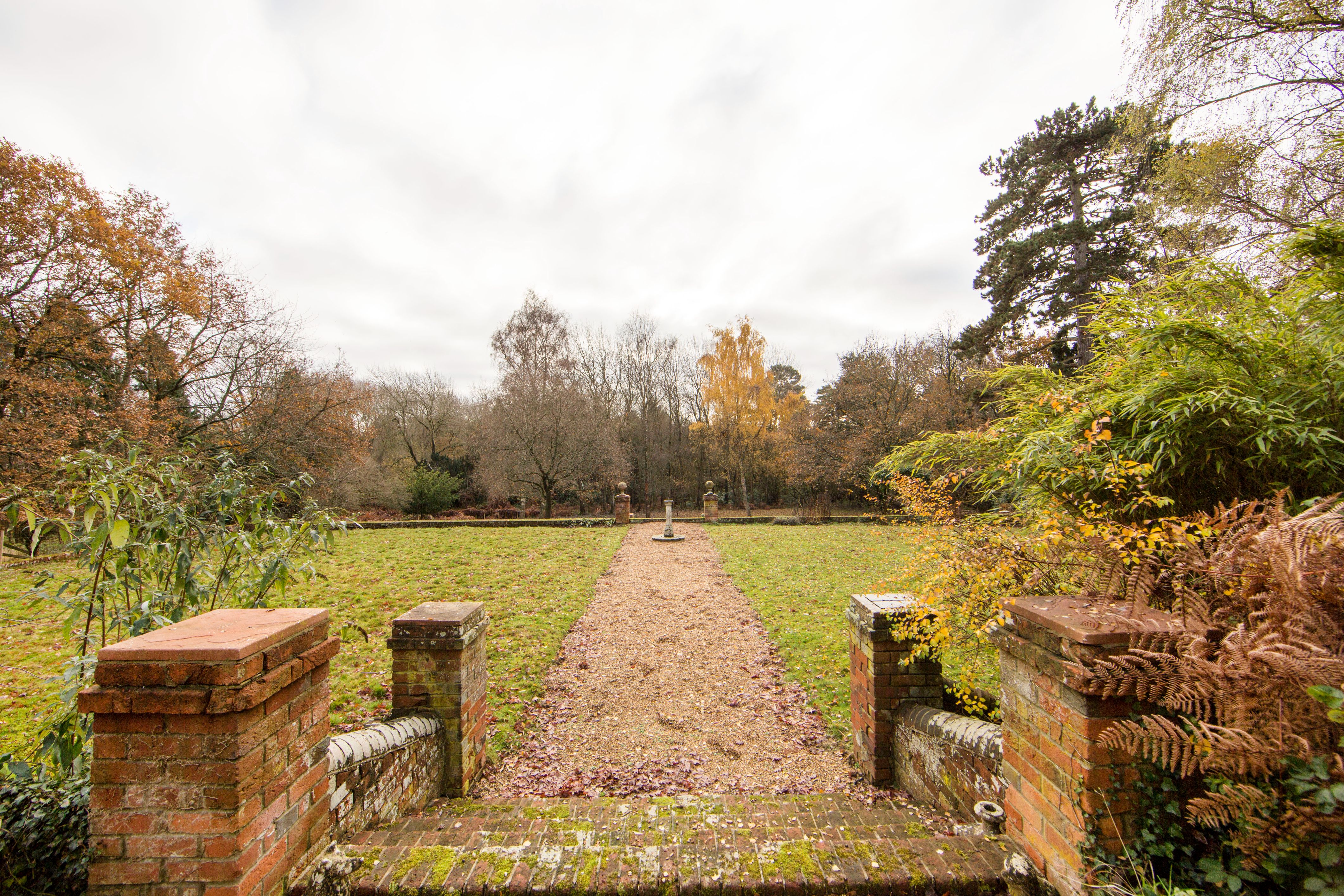 Images for Shapley House, London Road, Hartley Wintney