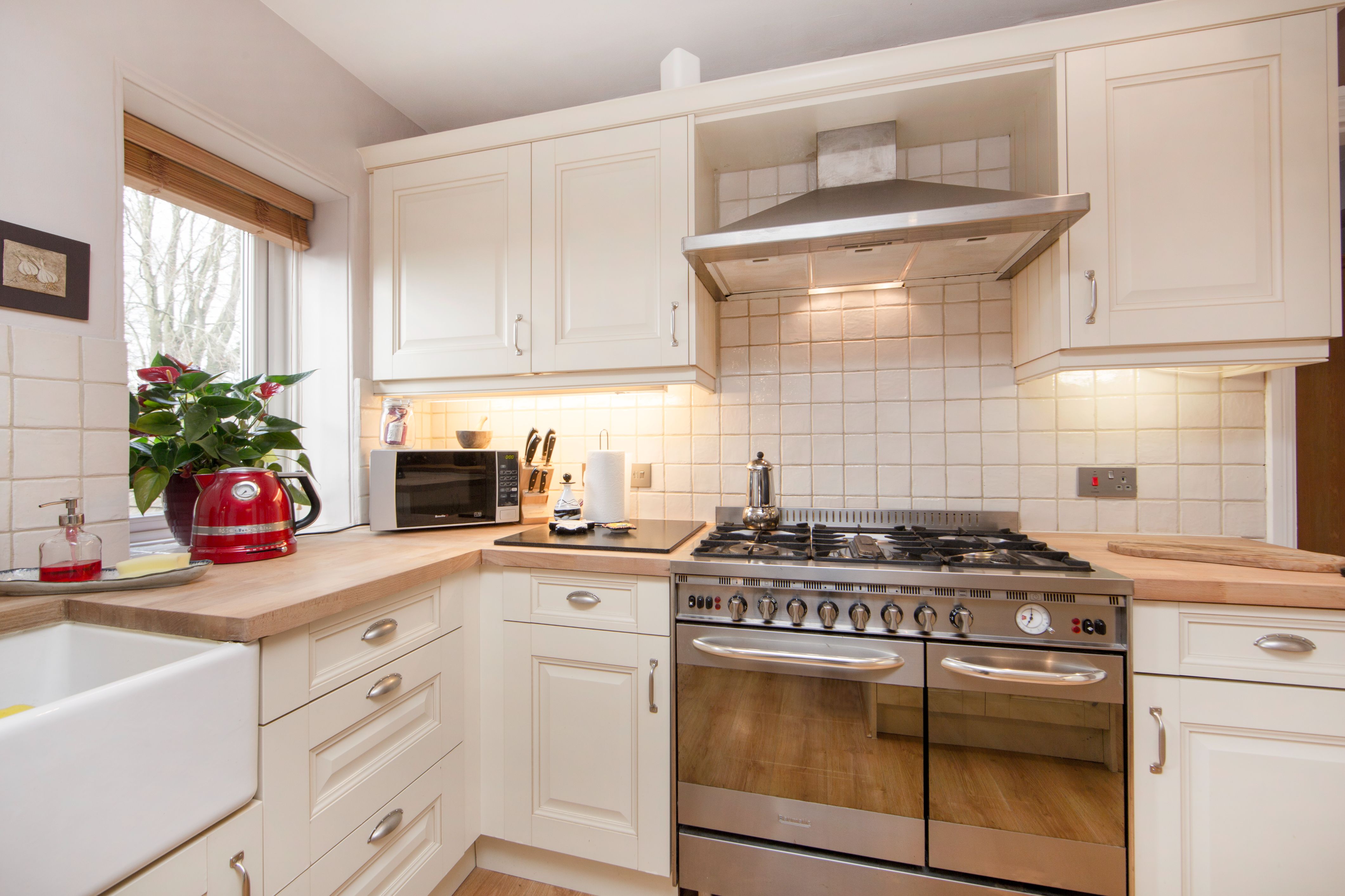 Images for Shapley House, London Road, Hartley Wintney