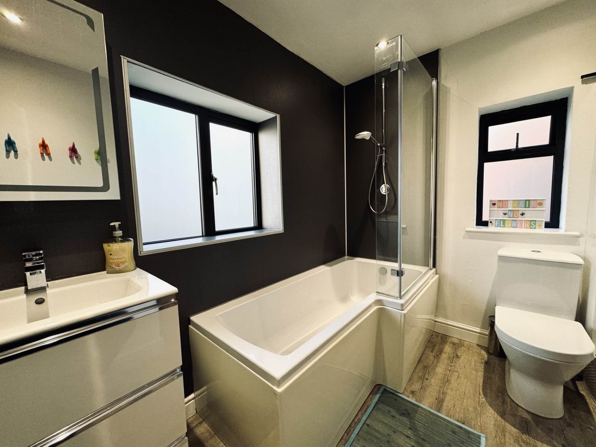 Images for Weir Road, Hartley Wintney