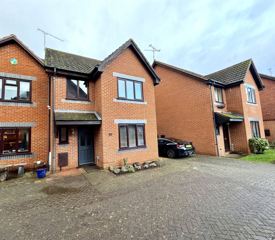 Images for Oldfield View, Hartley Wintney