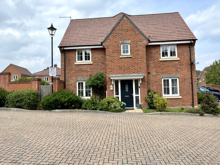 Images for Vaughan Close, Hartley Wintney