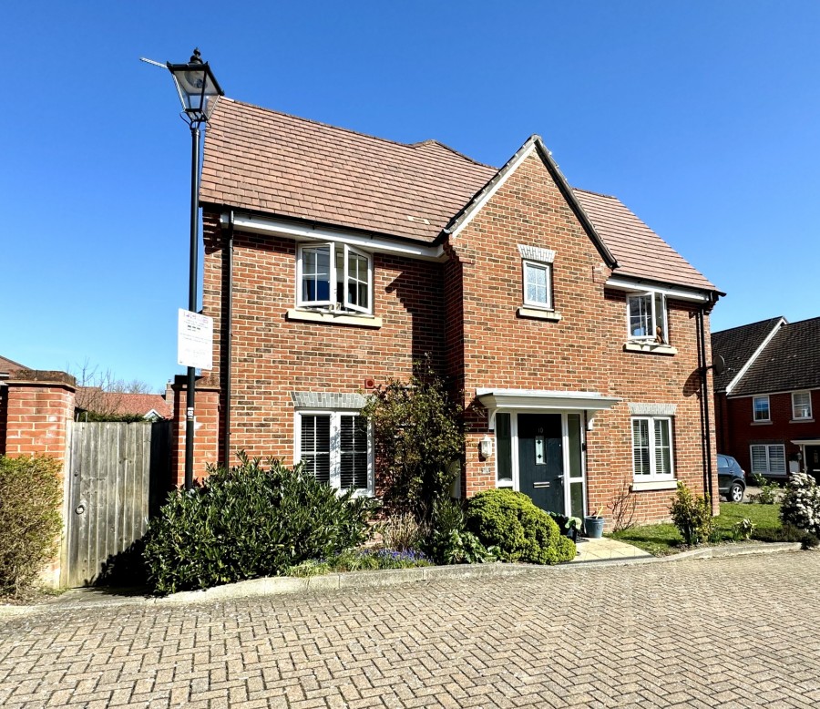 Images for Vaughan Close, Hartley Wintney