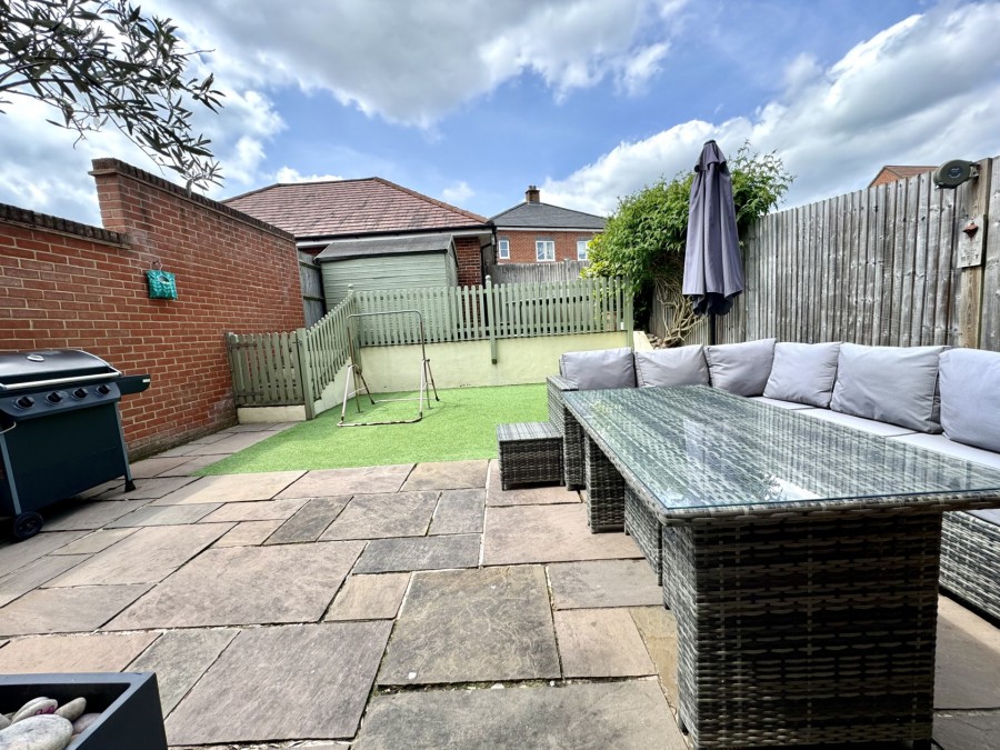 Images for Vaughan Close, Hartley Wintney