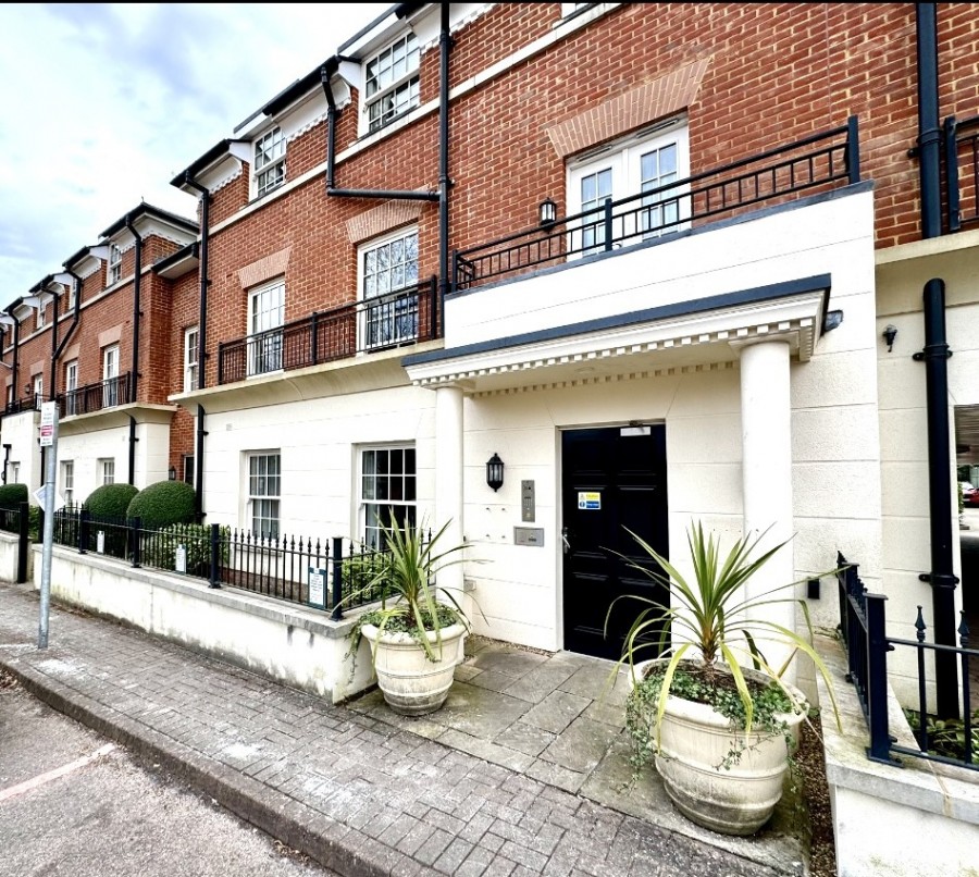 Images for Fleur De Lis, Hartley Wintney