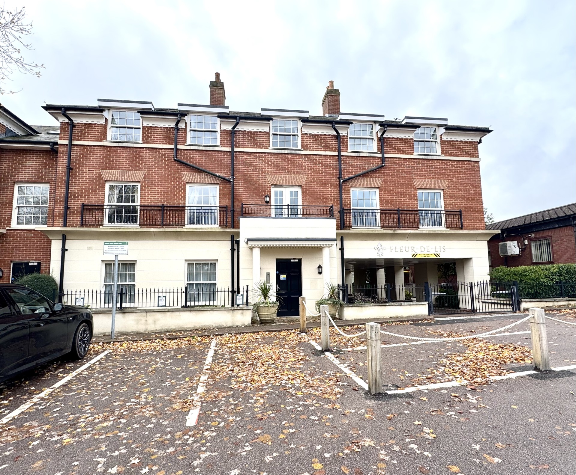 Images for Fleur De Lis, Hartley Wintney