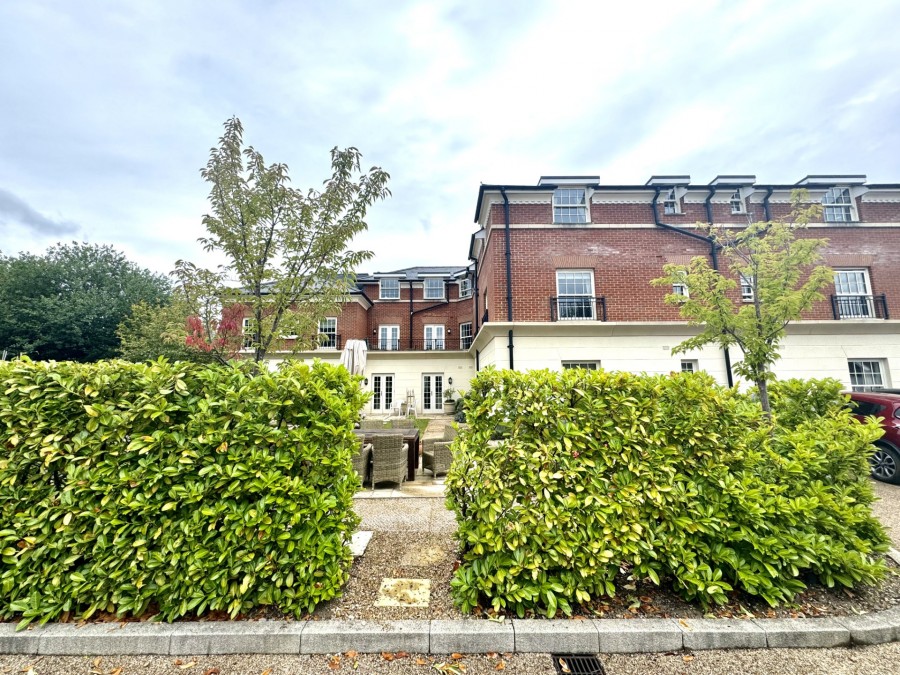 Images for Fleur De Lis, Hartley Wintney