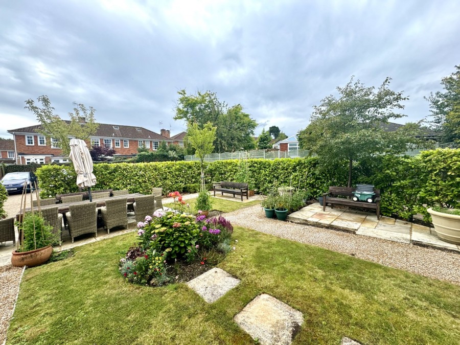 Images for Fleur De Lis, Hartley Wintney