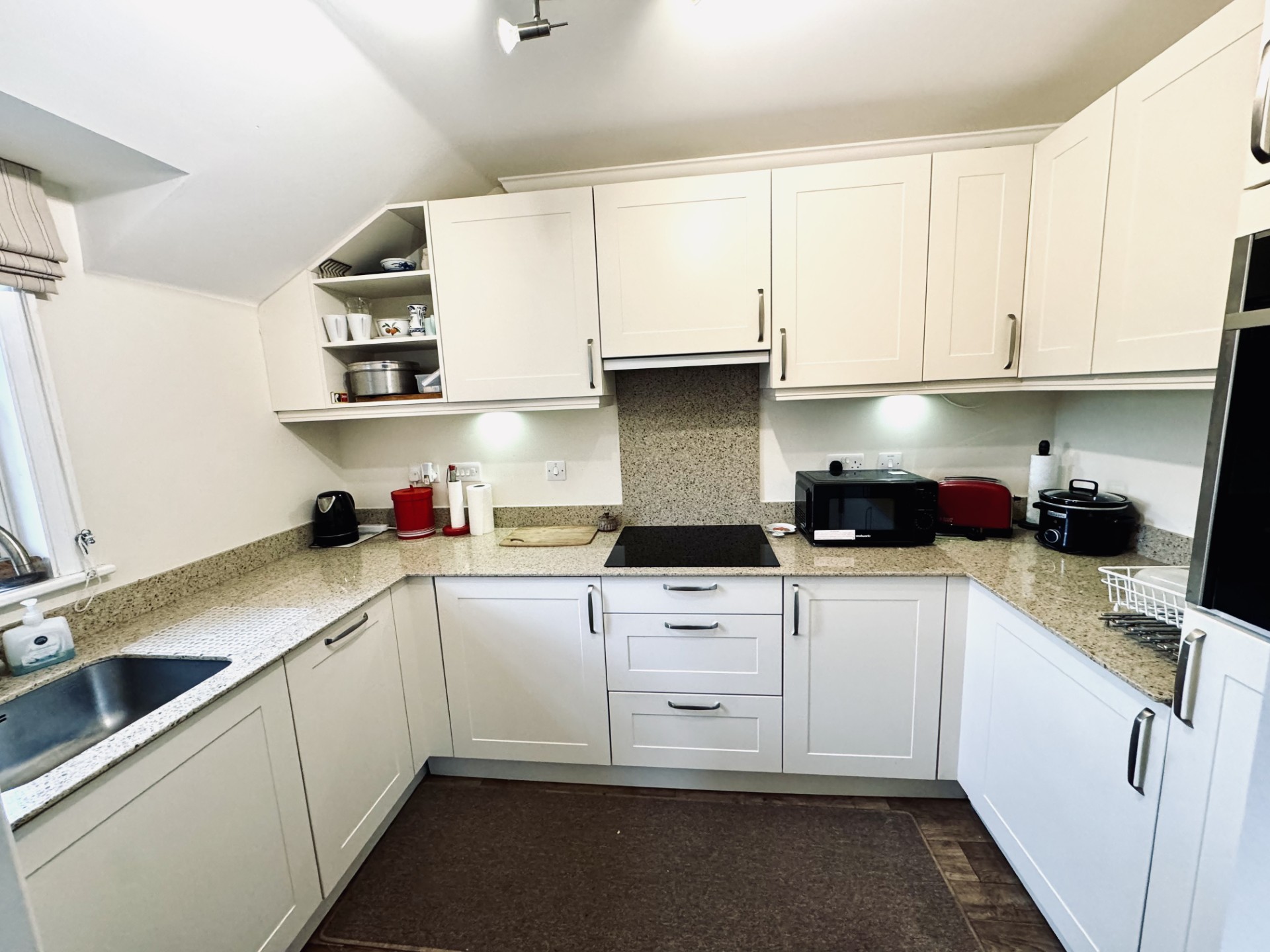 Images for Fleur De Lis, Hartley Wintney