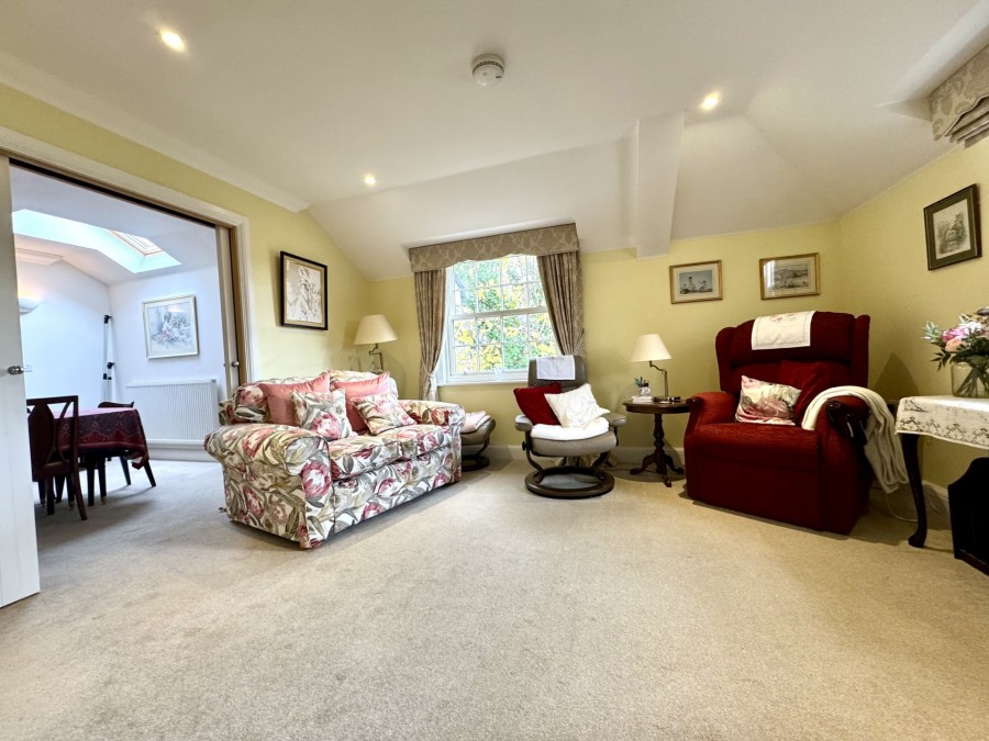 Images for Fleur De Lis, Hartley Wintney