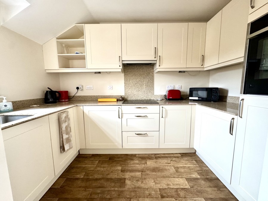Images for Fleur De Lis, Hartley Wintney