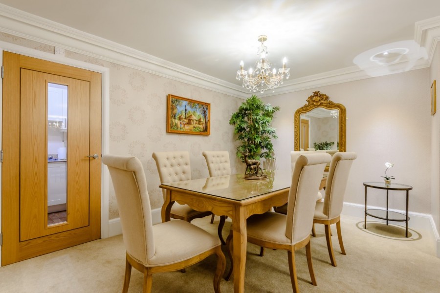 Images for Fleur De Lis, Hartley Wintney