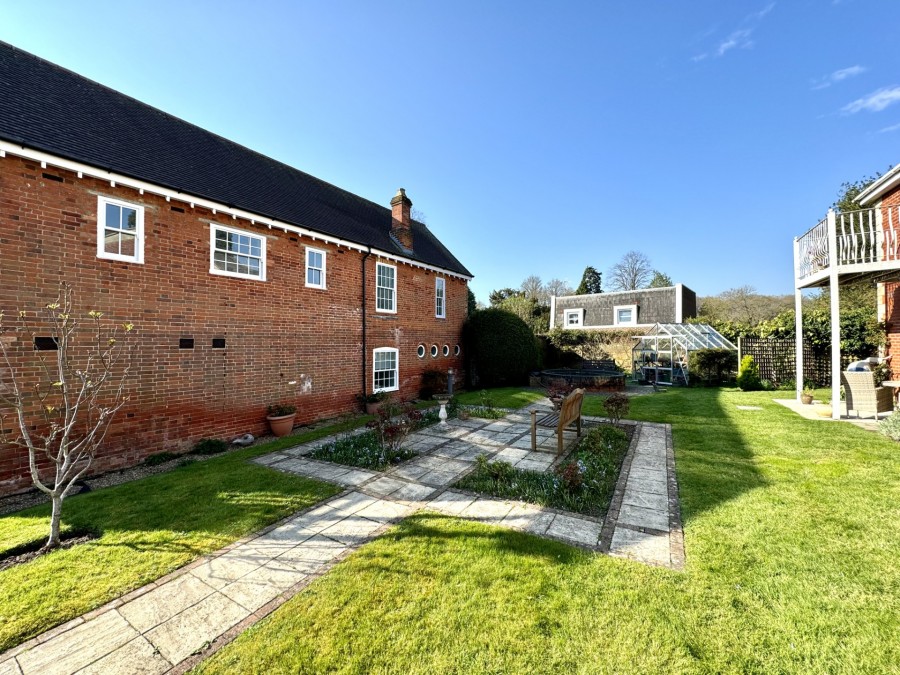 Images for Cedar Lodge, Hartford Court, Hartley Wintney