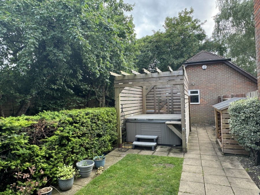 Images for Derbyfields, North Warnborough
