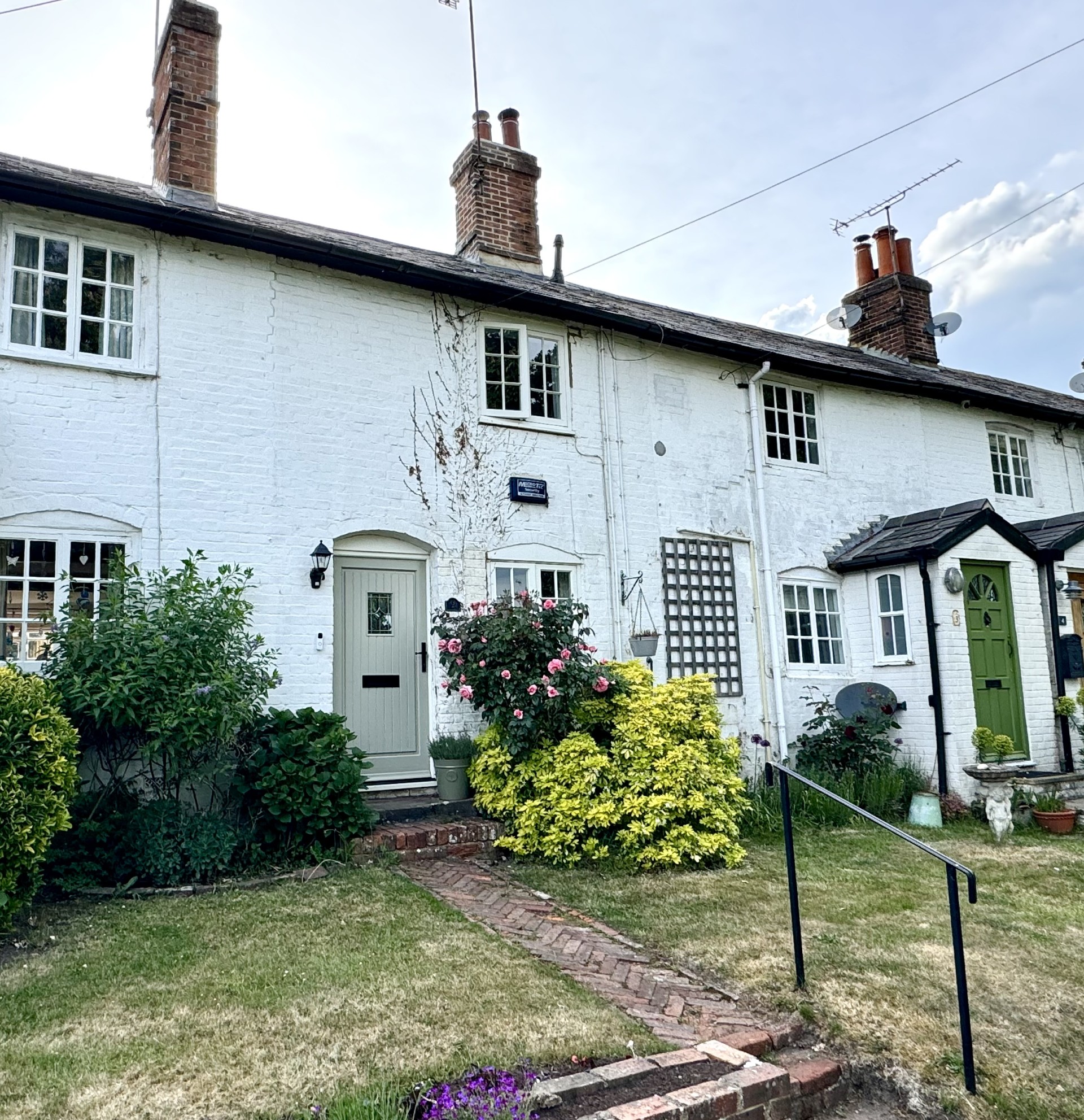 Images for Hunts Cottages, Hunts Common, Hartley Wintney