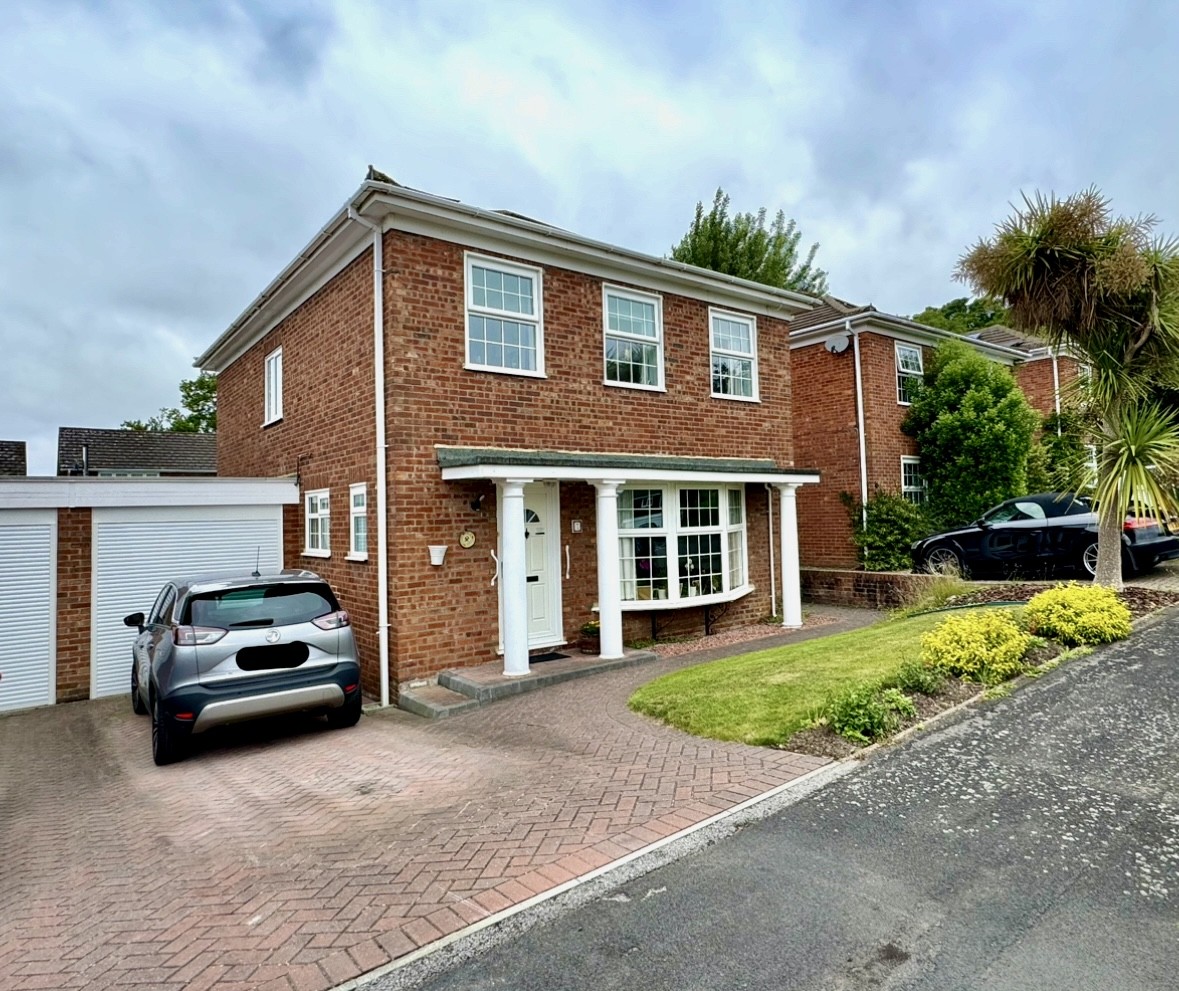 Images for Heather Grove, Hartley Wintney