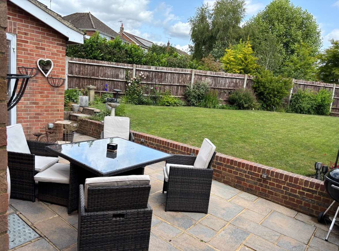 Images for Franklin Avenue, Hartley Wintney