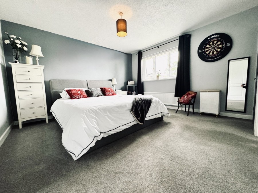 Images for Franklin Avenue, Hartley Wintney
