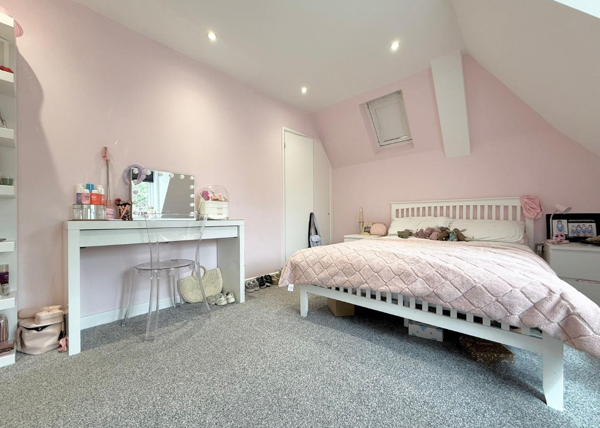 Images for Kempshott, Basingstoke
