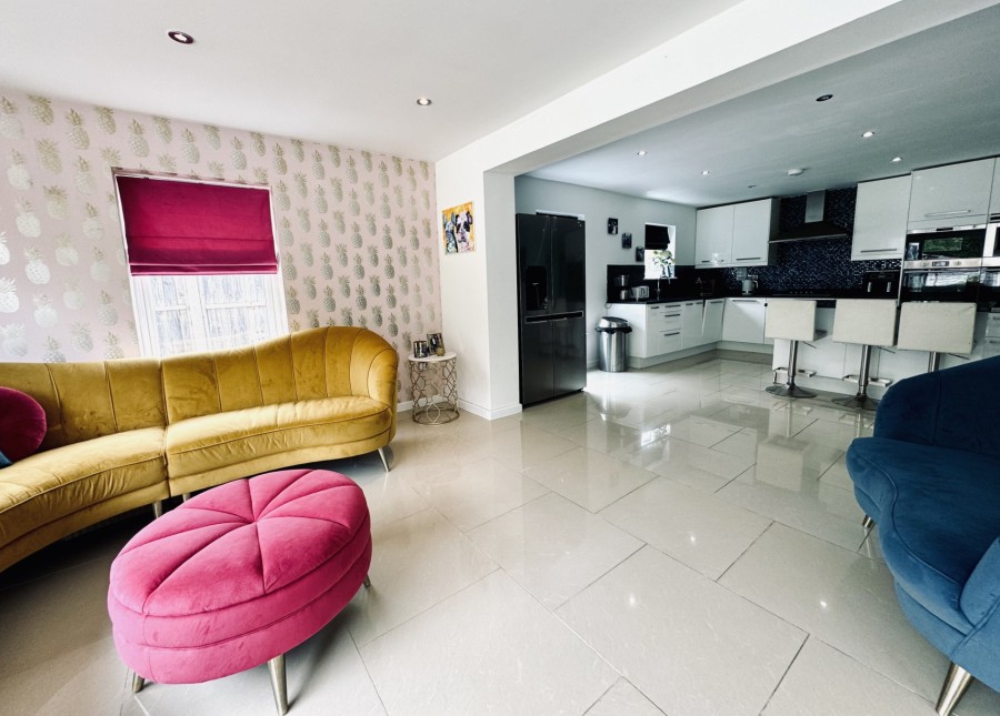 Images for Kempshott, Basingstoke