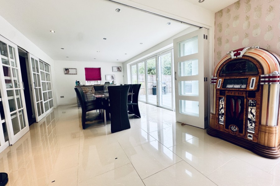 Images for Kempshott, Basingstoke