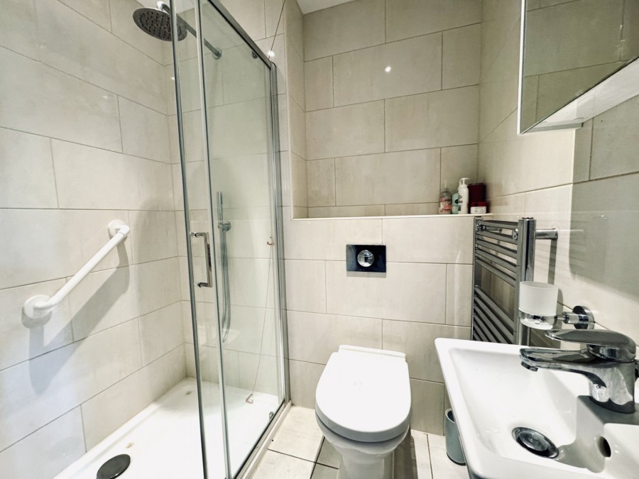 Images for Fleur De Lis, Dairy Walk, Hartley Wintney