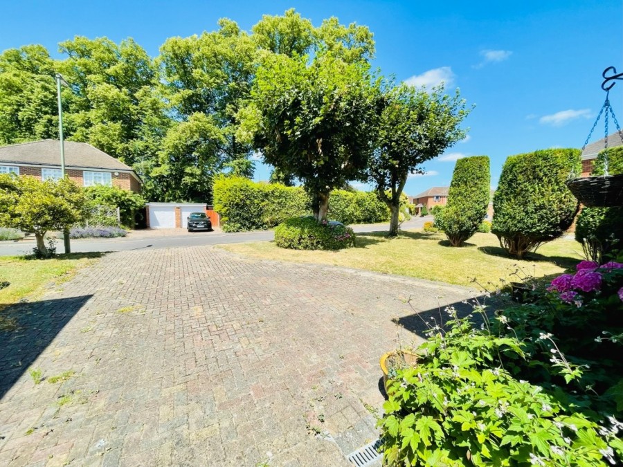 Images for Wykeham Drive, Basingstoke