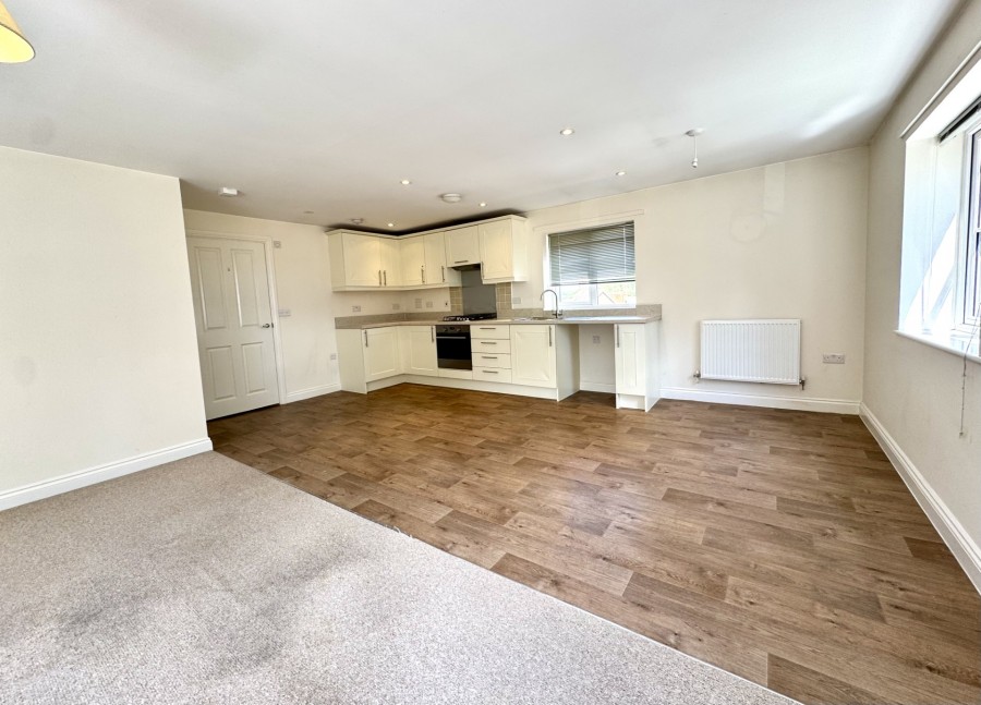 Images for Baldwin Close, Hartley Wintney