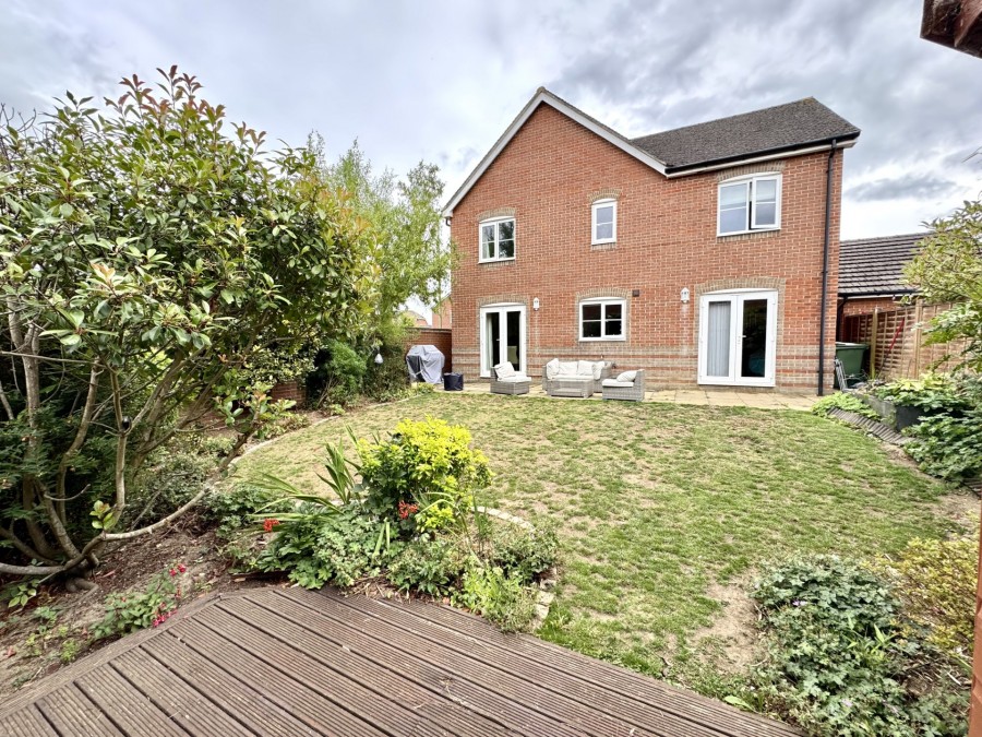 Images for Dorset Crescent, Basingstoke