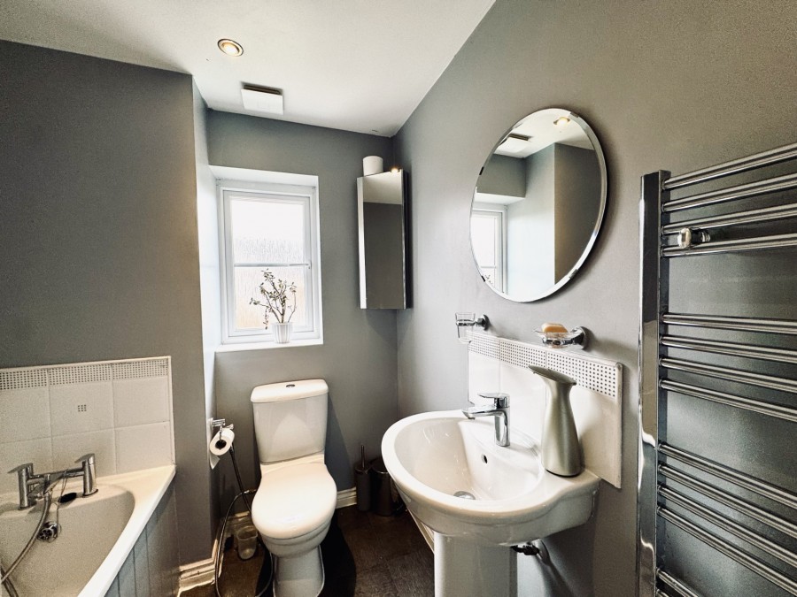 Images for Dorset Crescent, Basingstoke
