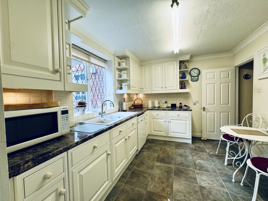 Images for Vicarage Lane, Hound Green