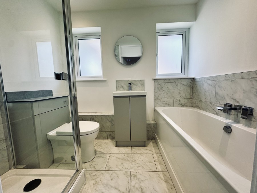 Images for Hartford Road, Hartley Wintney