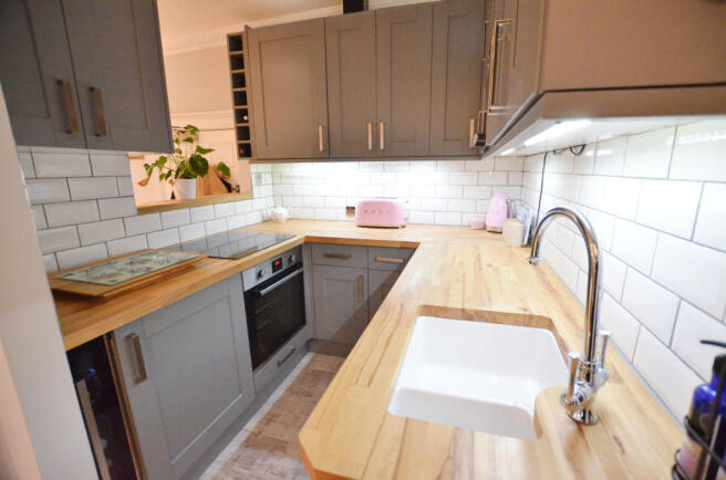 Images for Firgrove Manor, Firgrove Road, Eversley