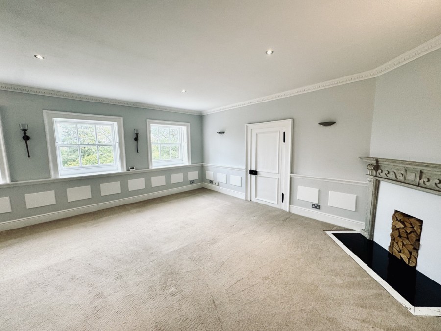 Images for Firgrove Manor, Firgrove Road, Eversley