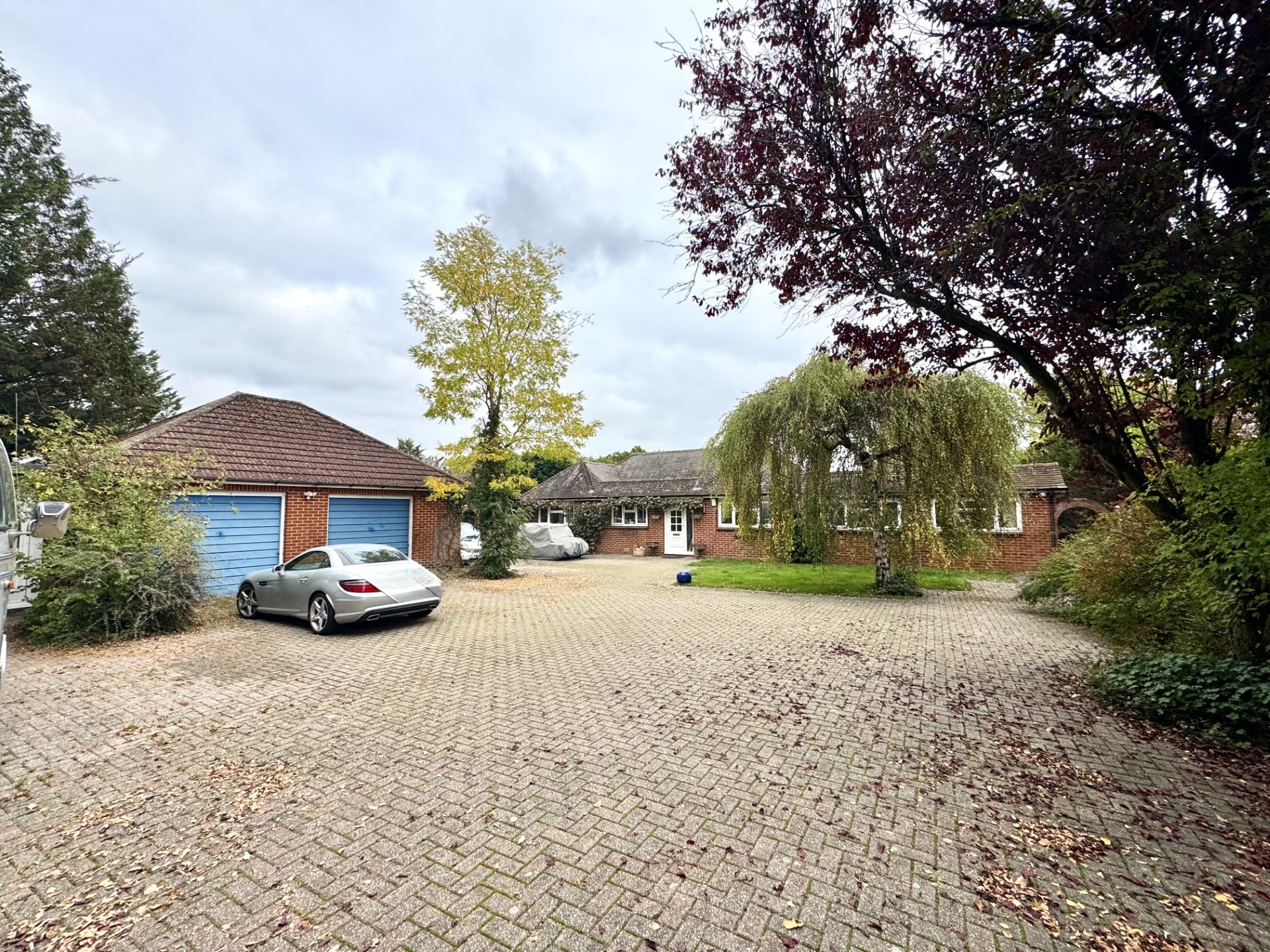 Images for Mattingley, Hound Green