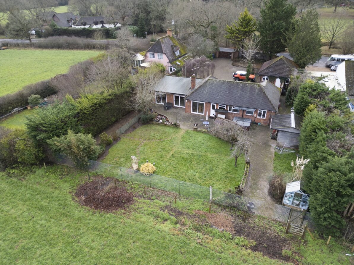 Images for Mattingley, Hound Green