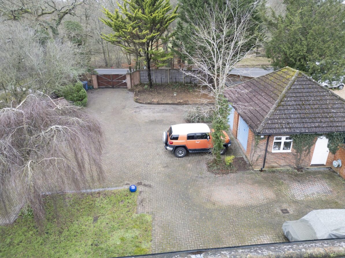 Images for Mattingley, Hound Green