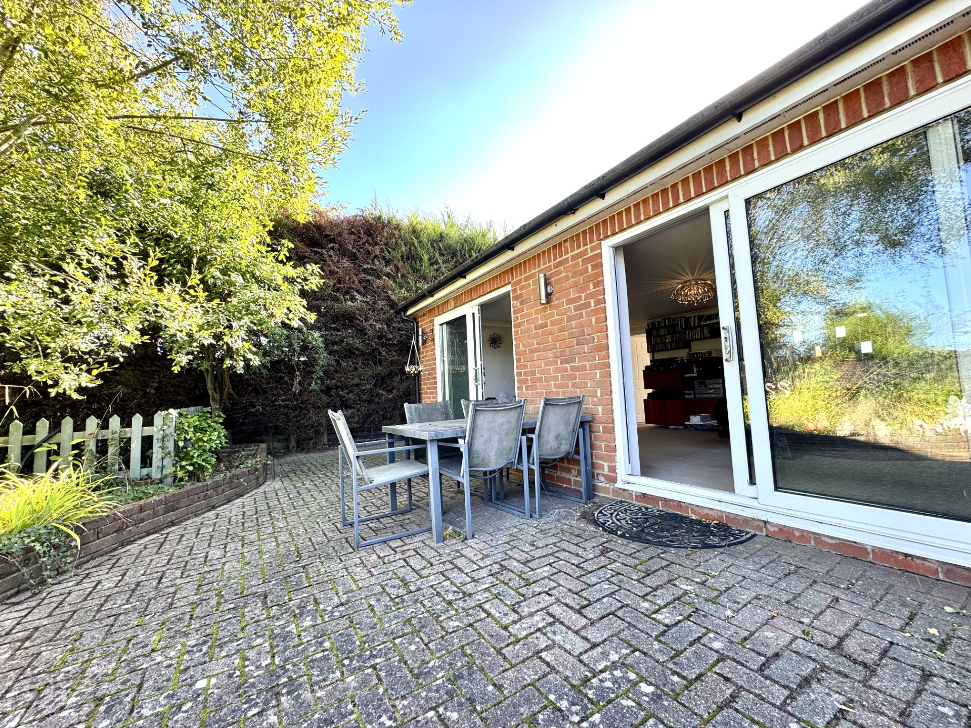 Images for Mattingley, Hound Green