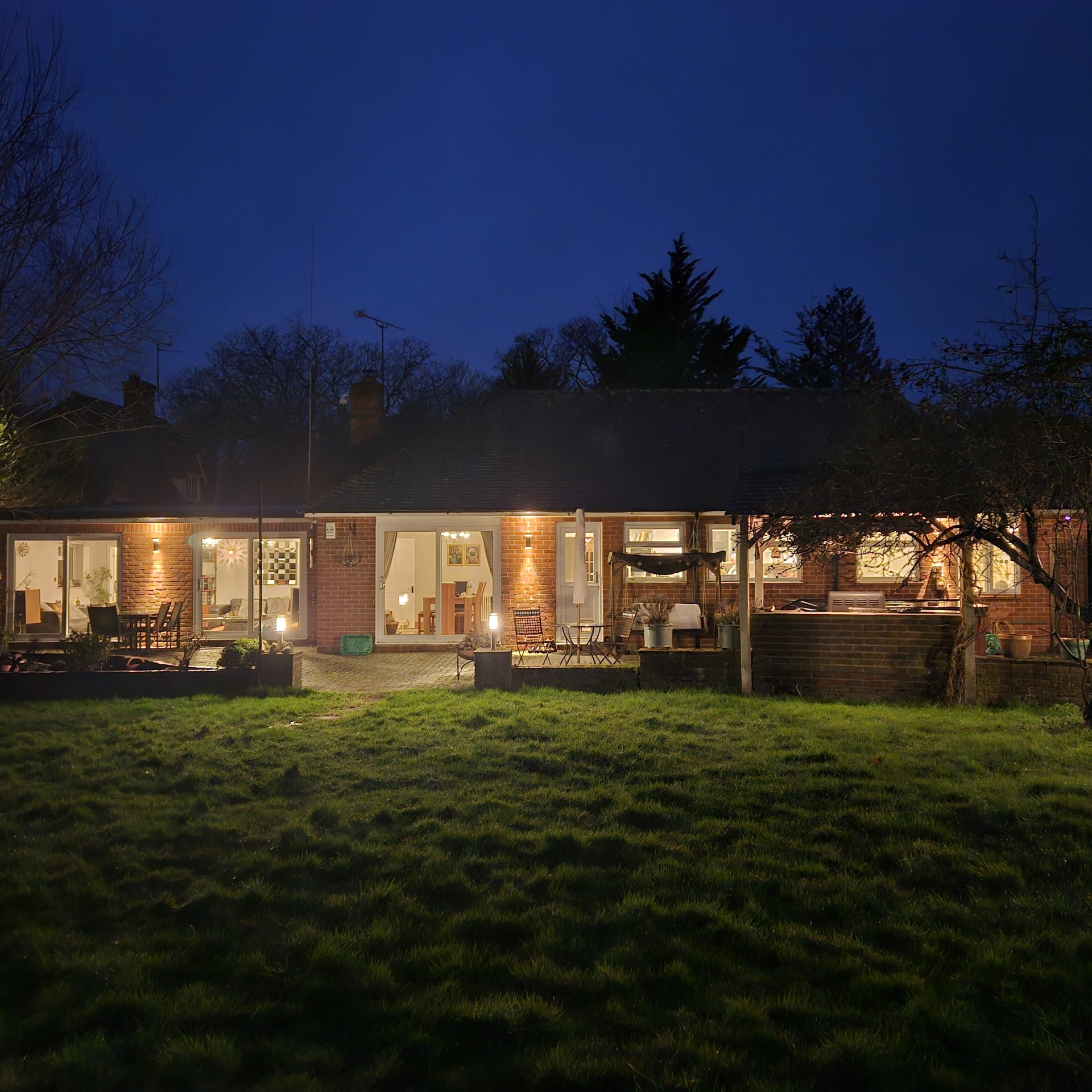 Images for Mattingley, Hound Green