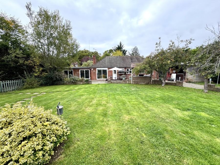 Images for Mattingley, Hound Green