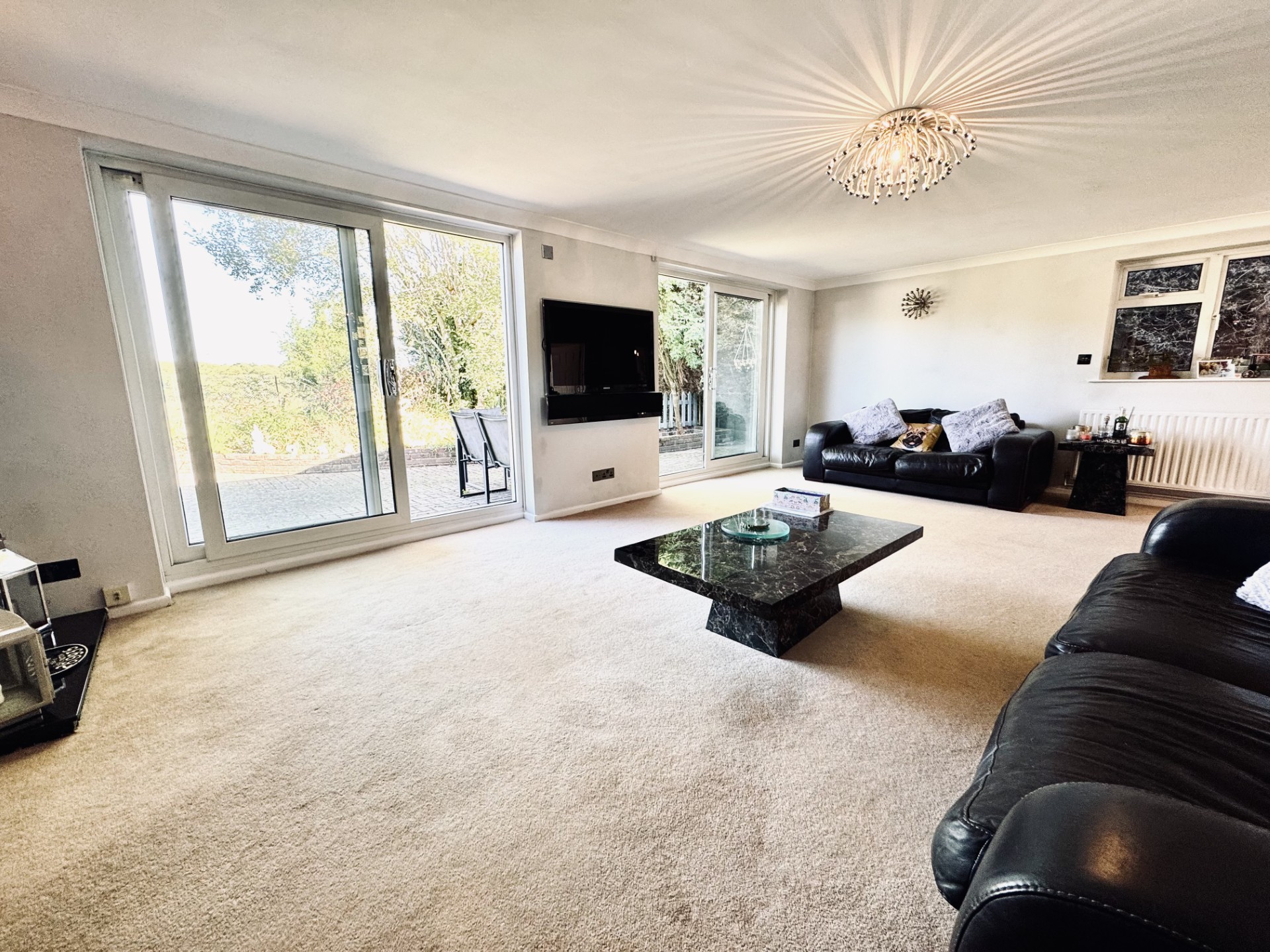 Images for Mattingley, Hound Green