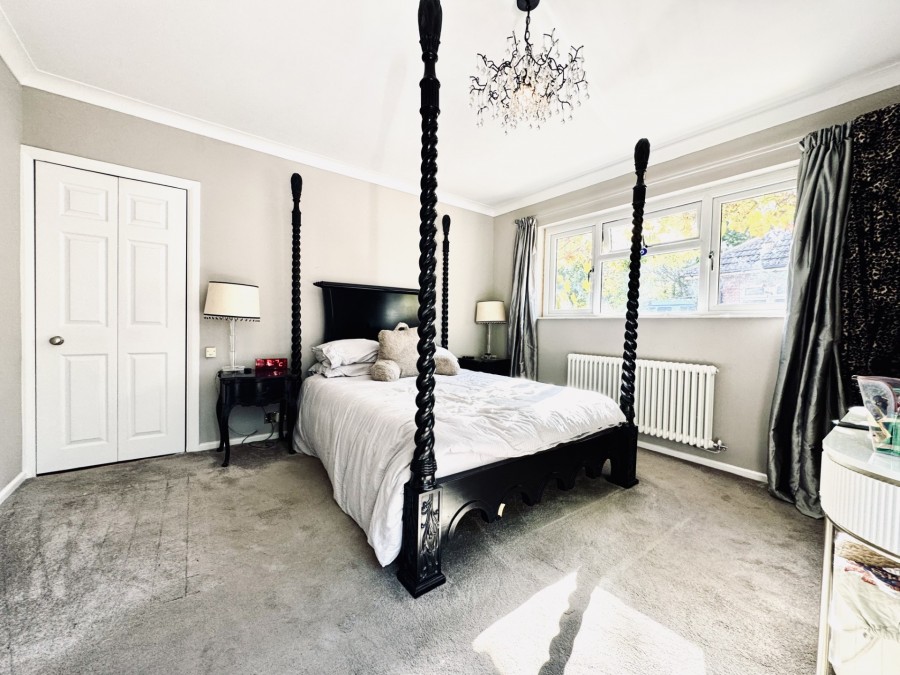 Images for Mattingley, Hound Green