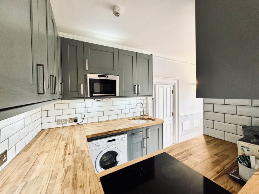 Images for Firgrove Manor, Firgrove Road, Eversley